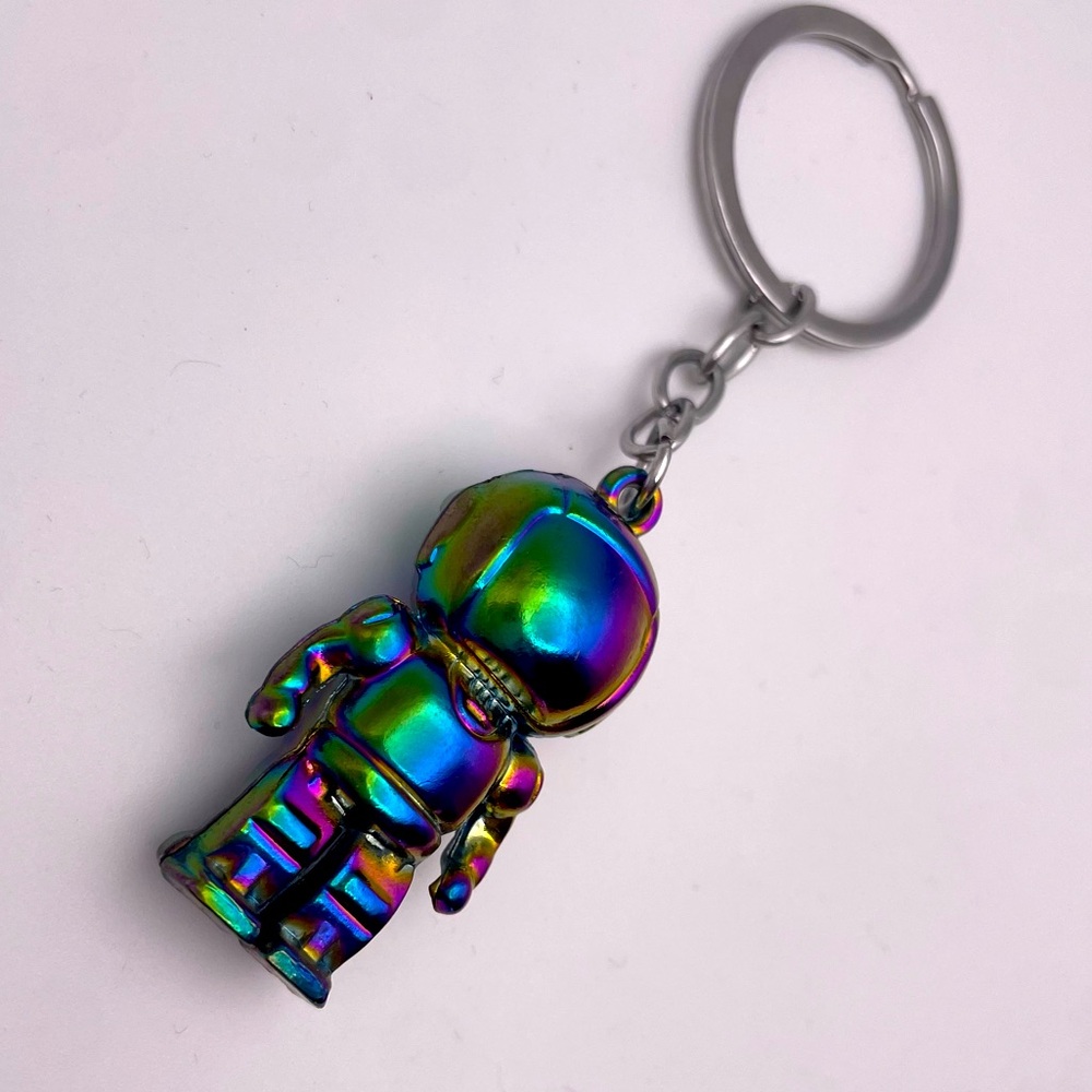 OIL SLICK ASTRONAUT | Bag Charm | Keychain (Brand New!) 💜✨ - Picture 4 of 8